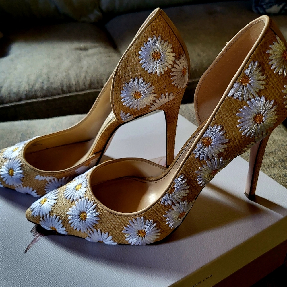 Jessica Simpson heels